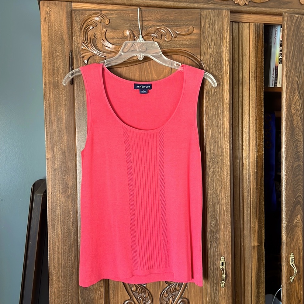 Ann Taylor Silk Tank, Salmon, Size L